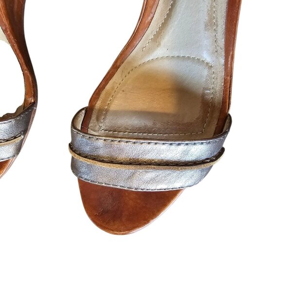 Frye Carol Seam Bronze Leather Open Toe Wedge Sandals Cognac Tan Size 7 - Picture 8 of 12